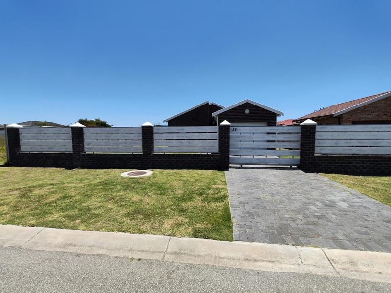 3 Bedroom Property for Sale in Fairview Eastern Cape